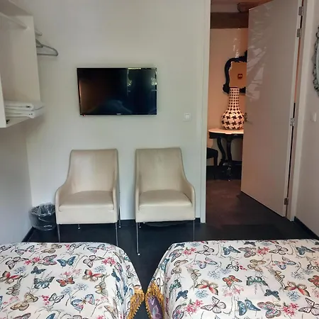 Meschermolen, Overnachten In De Schuur