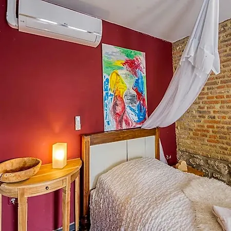 Bed & Breakfast Meschermolen, Overnachten In De Schuur
