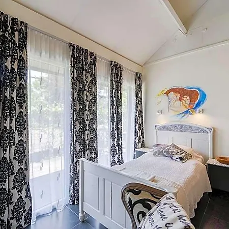Meschermolen, Overnachten In De Schuur 3* Eijsden