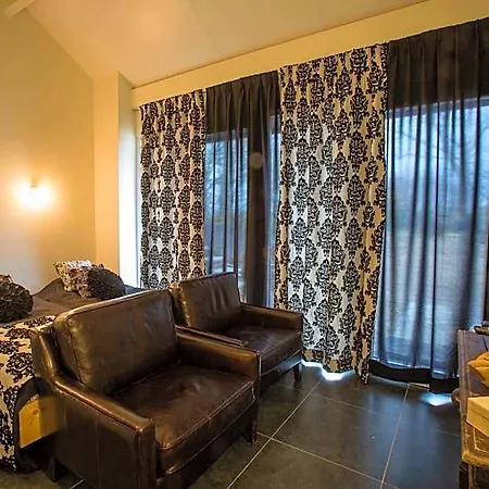 Bed & Breakfast Meschermolen, Overnachten In De Schuur 3*
