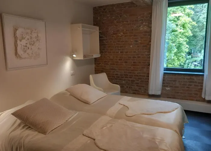 Meschermolen, Overnachten In De Schuur 住宿加早餐酒店 爱斯登