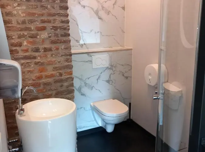 Meschermolen, Overnachten In De Schuur 住宿加早餐酒店