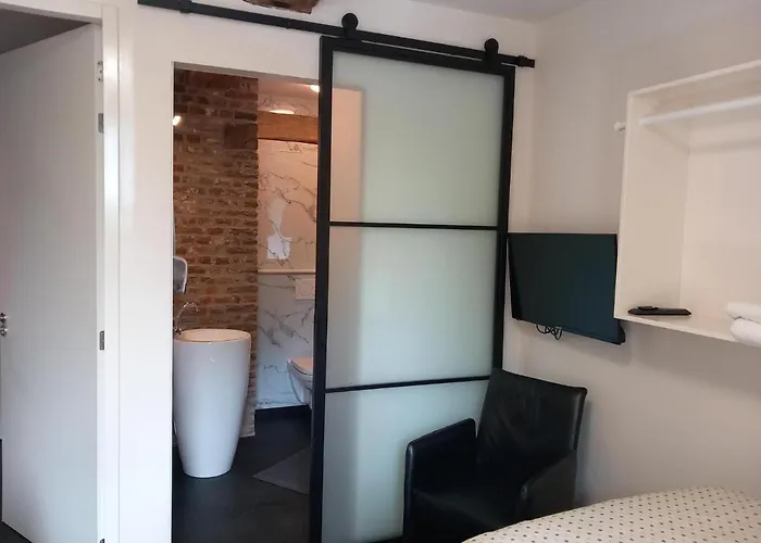 Meschermolen, Overnachten In De Schuur 3* Eijsden