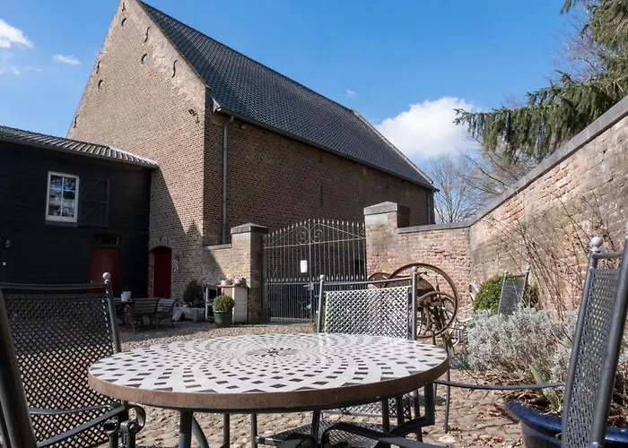 Meschermolen, Overnachten In De Schuur Eijsden