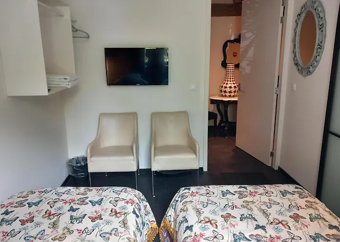 Meschermolen, Overnachten In De Schuur